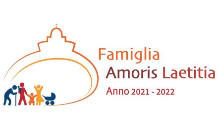 Amoris laetitia -perhevuosi