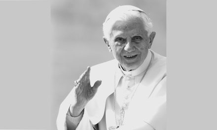 Benedictus XVI:n hengellinen testamentti