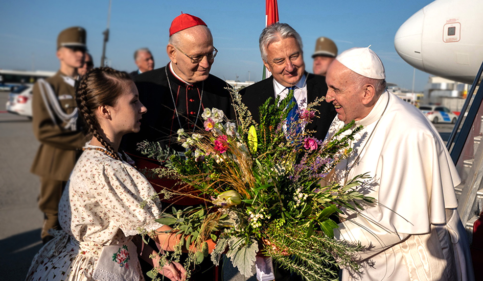 Paavi Franciscus Unkariin huhtikuussa